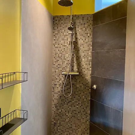 Sleep & Go -meran Easy Staying 호스텔 *