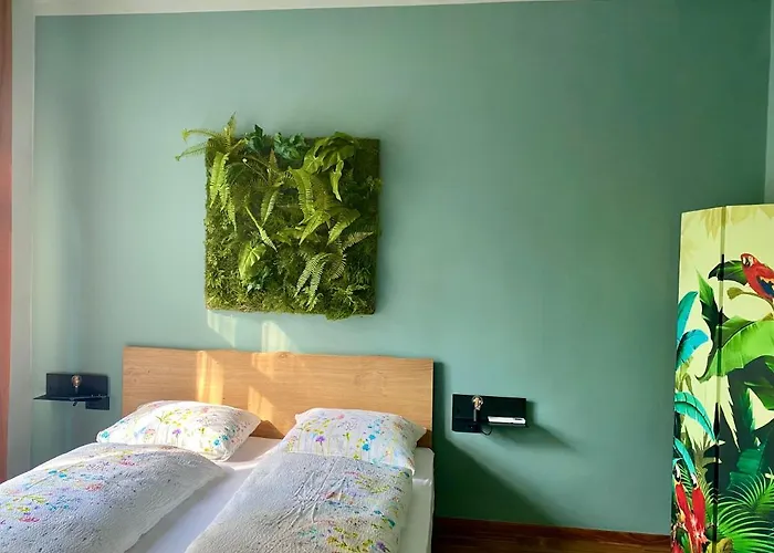 Sleep & Go -meran Easy Staying Hostel